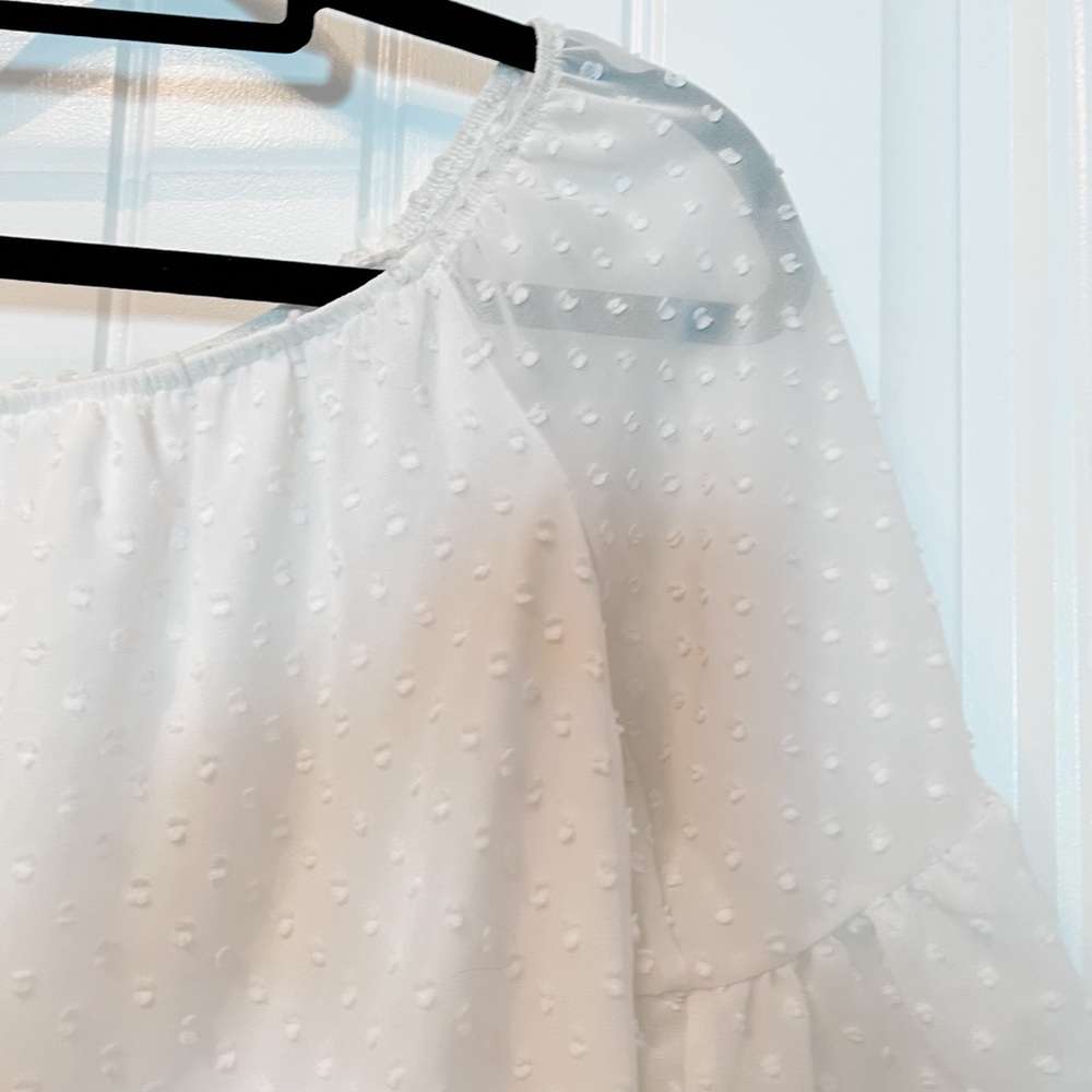 Pink Lily | White Off-the-Shoulder Top | Size S - Picture 3 of 3